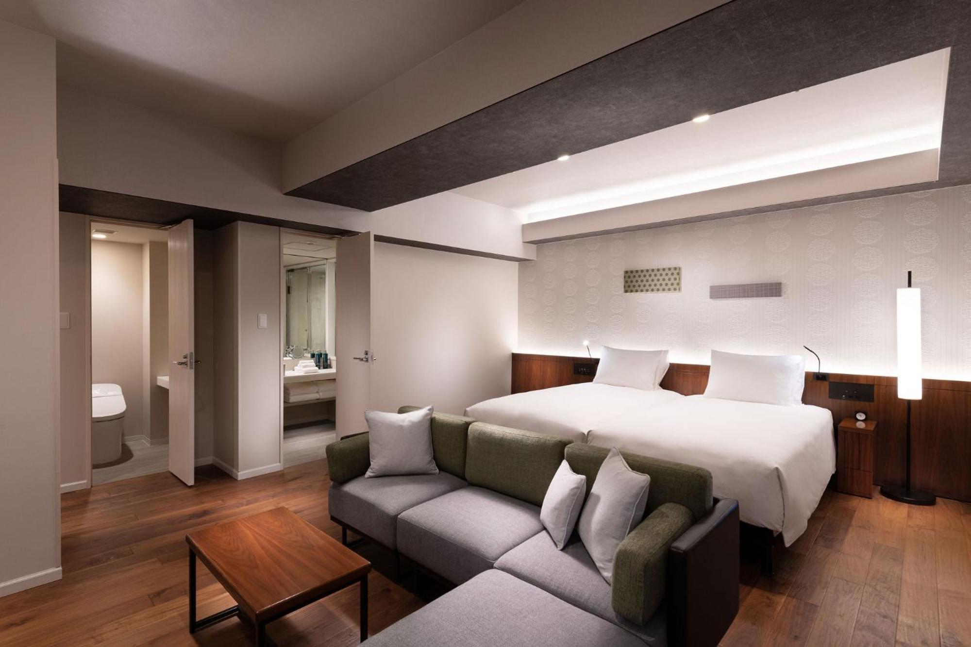 Отель Doubletree By Hilton Tokyo Ariake Экстерьер фото