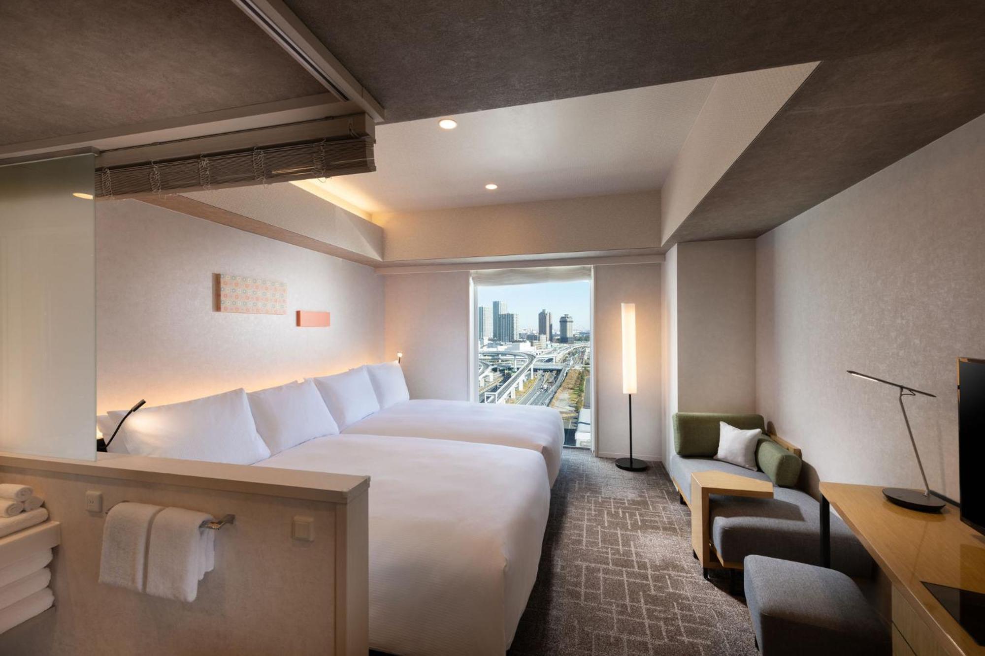 Отель Doubletree By Hilton Tokyo Ariake Экстерьер фото
