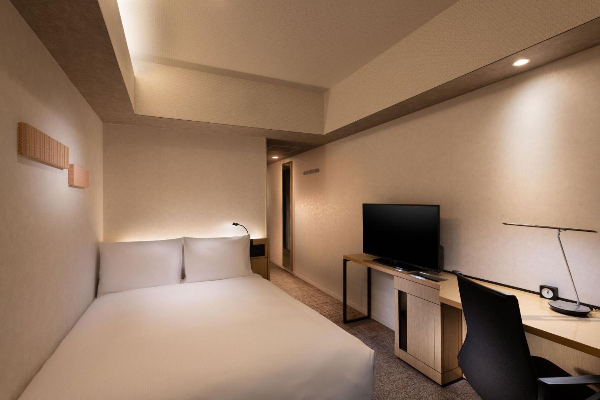Отель Doubletree By Hilton Tokyo Ariake Экстерьер фото