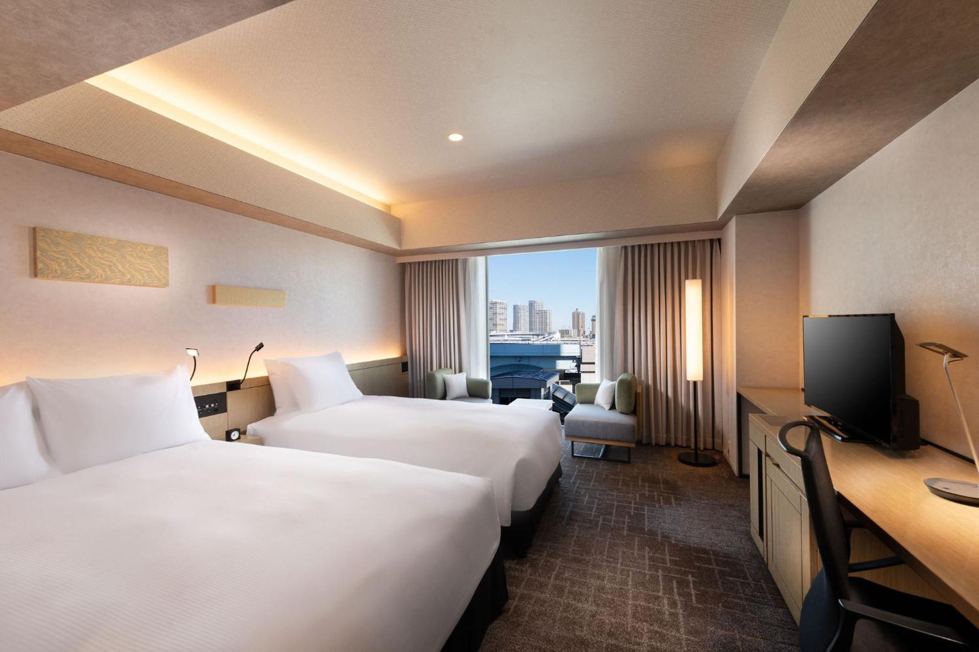 Отель Doubletree By Hilton Tokyo Ariake Экстерьер фото