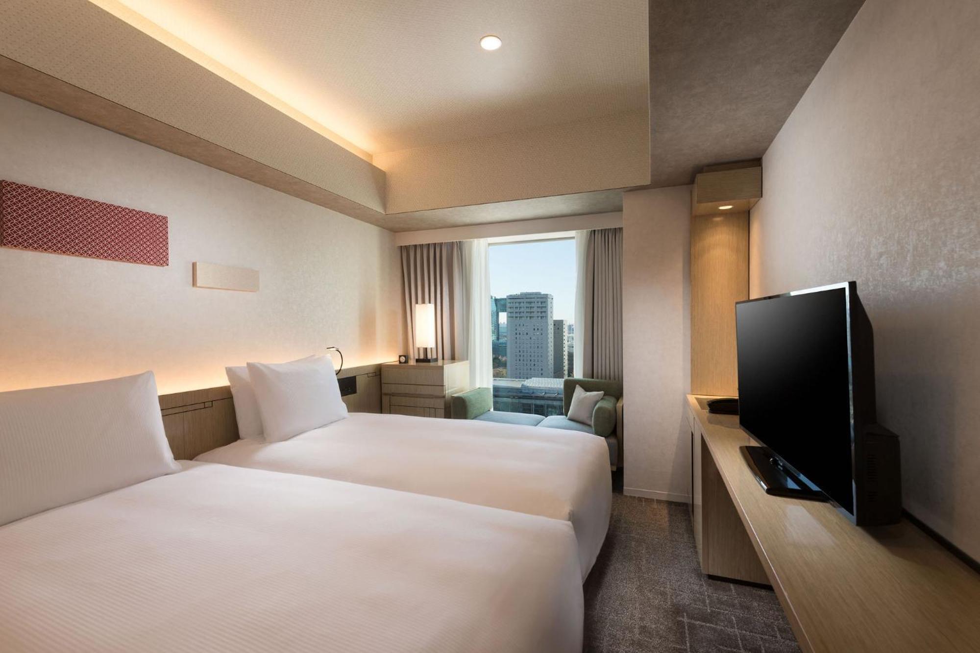 Отель Doubletree By Hilton Tokyo Ariake Экстерьер фото